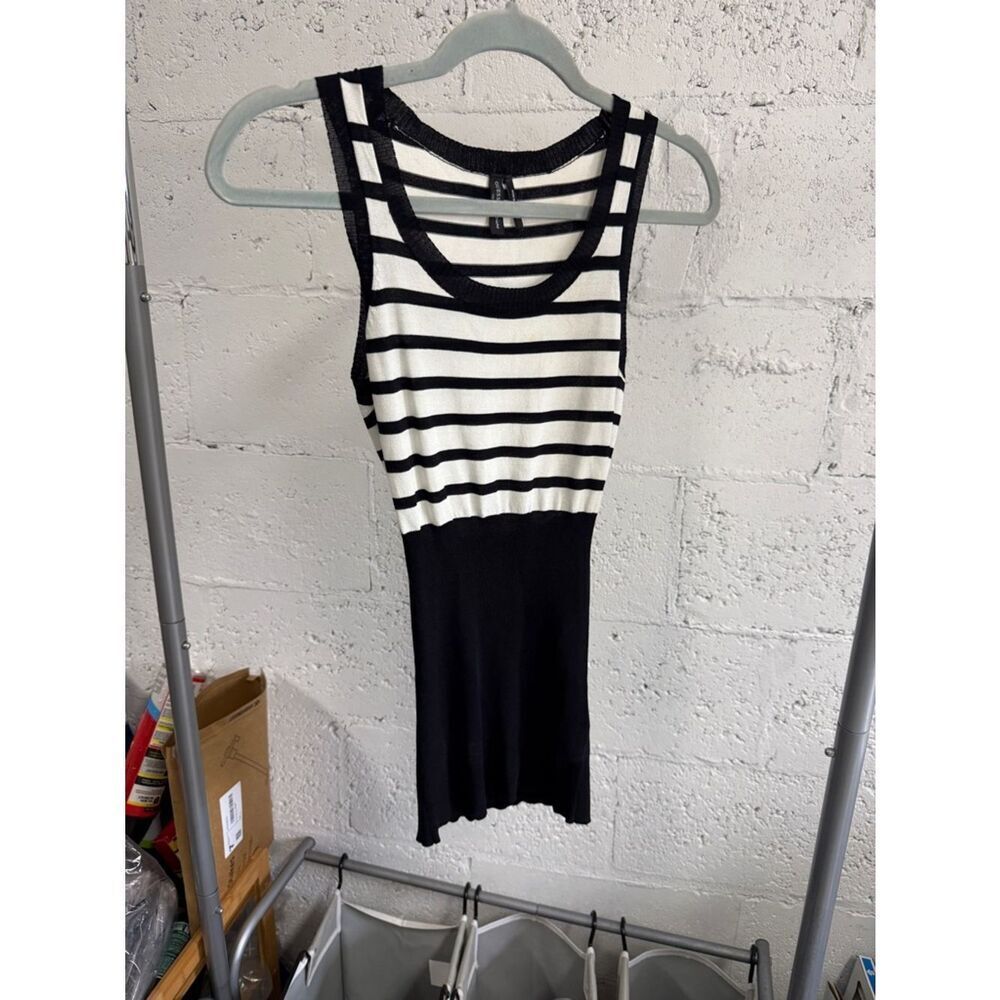 Guess by Marciano Black & White Striped Sleeveless Knit Top - Size XS